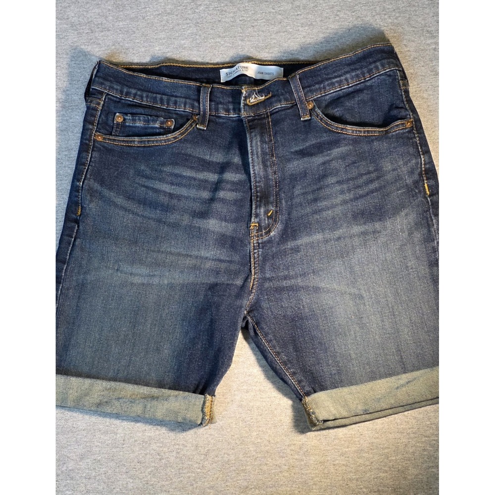 Levi Strauss Stretch Jean Shorts Size 32 Cuffed